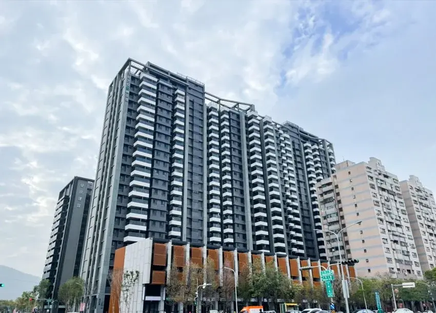 美樹大悅 マンションのカバー写真