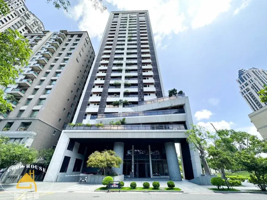 勝偕見真 マンションのカバー写真